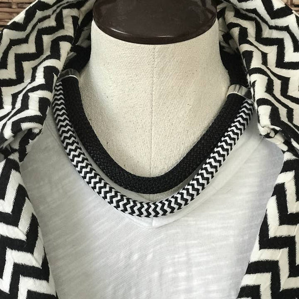 Illuminate: Modern Classic Necklace Choker Black and White