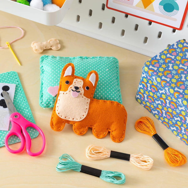 Petit Collage: Mini Craft Kit: Pocket Pet Corgi Dog