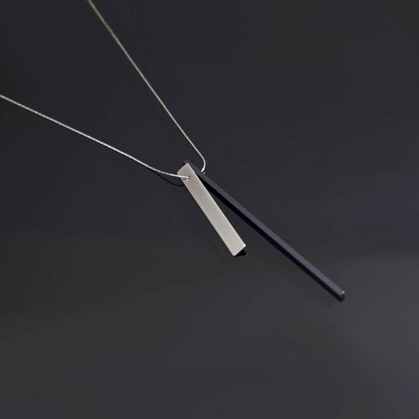 Pursuits: Flair Short Necklace - Gold or Silver