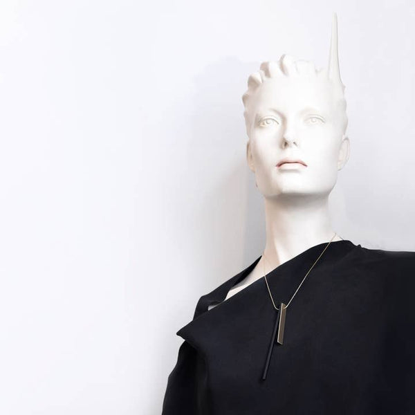 Pursuits: Flair Short Necklace - Gold or Silver