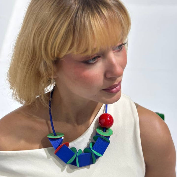 3 Arty Necklace