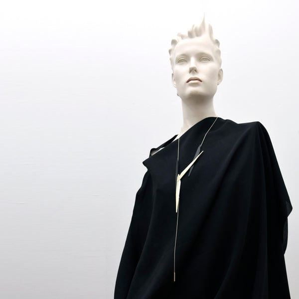 Pursuits: Etcetera Lariat Necklace - Gold